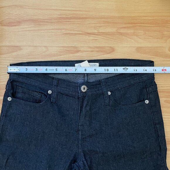 Forever 21 Skinny Jeans  Dark Blue  Size: US 27.  EU 38 - Picture 5 of 7